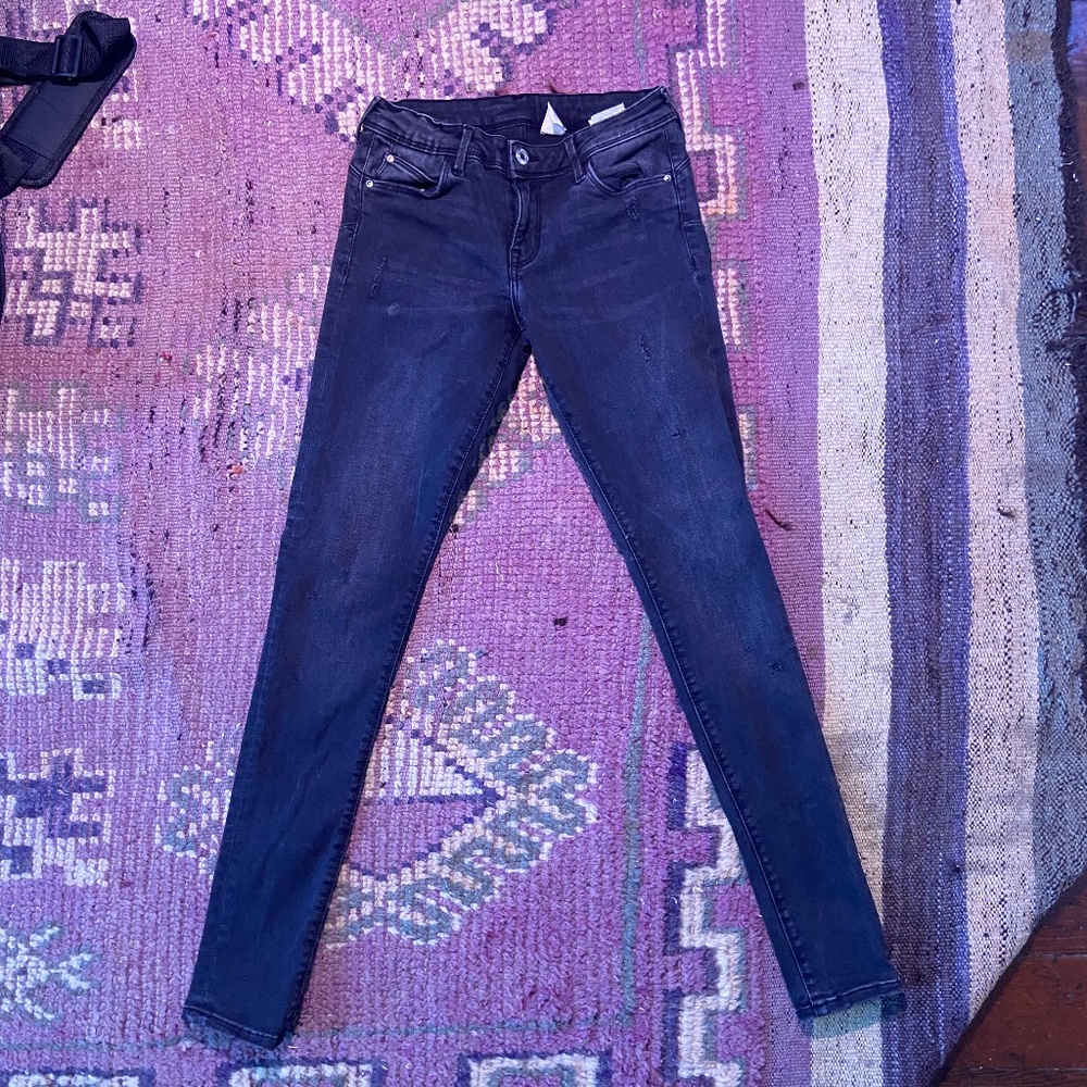 H&M Low Waist Jeggings Distressed Denim Black 27/32